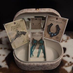 Poetic spirit by beaded treasures western pendants